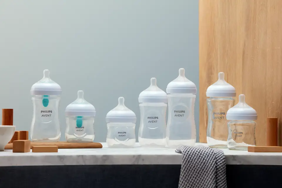 Philips Avent Doğal Tepkili Cam Biberon 240 Ml 3-6 Ay SCY933/01